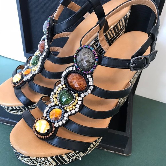 Dolce by Mojomoxy Wedge Platform Black Sandals - Picture 7 of 8